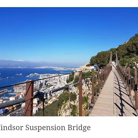 Location 2 Bed2 Bath W/lift In Town! *