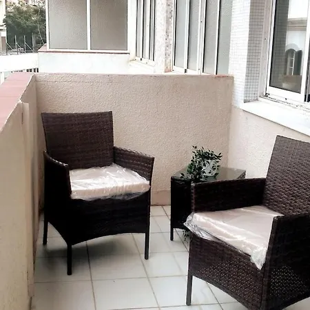 Apartment Location 2 Bed2 Bath W/lift In Town!