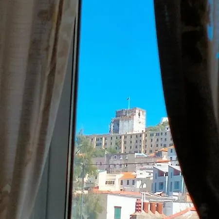 Apartment Location 2 Bed2 Bath W/lift In Town! Gibraltar